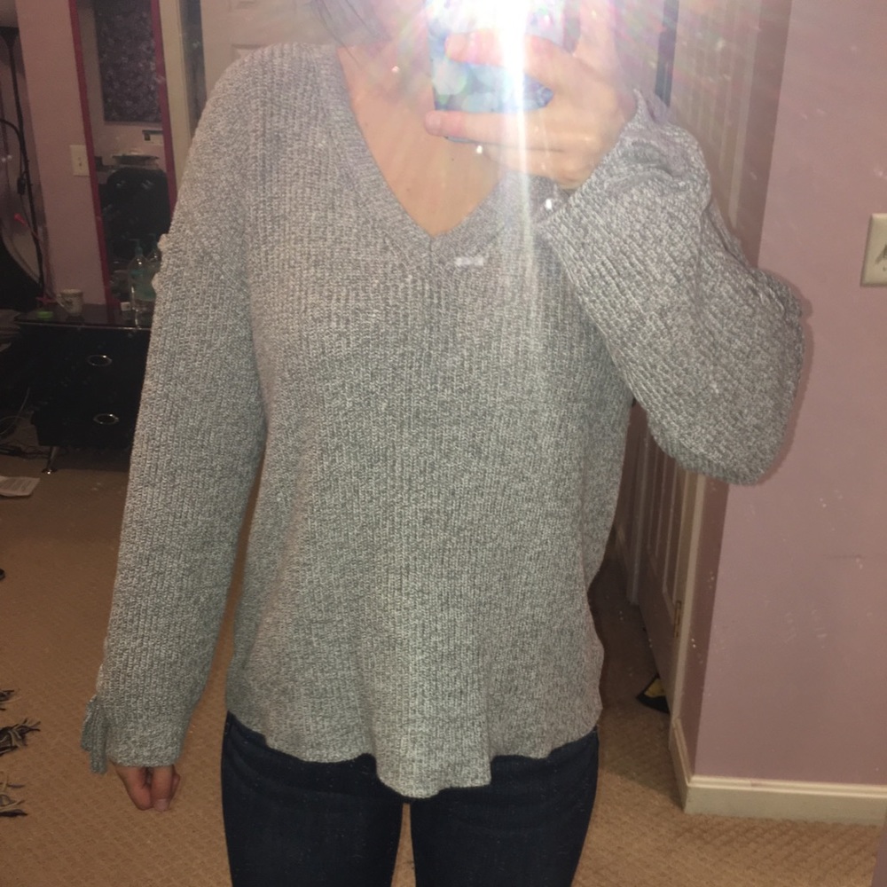 American Eagle Sweater